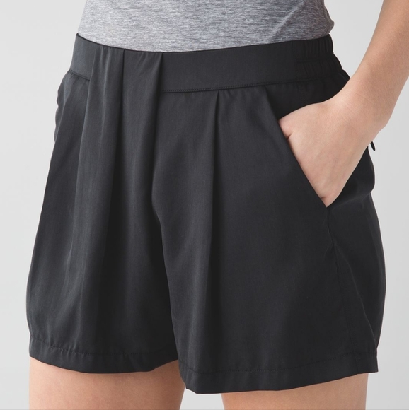 💃🏻HOLD💃🏻 Lululemon &go Keepsake Shorts - Picture 1 of 11